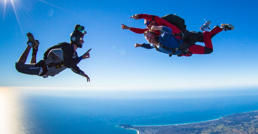 Minimum Age Requirement for Skydiving
